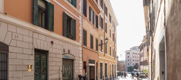 3 rooms Apartment in Rome, Italy No. 227575 2