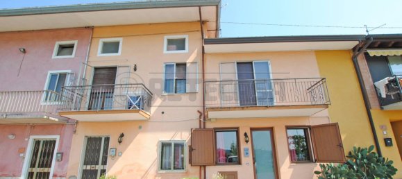 2 Schlafzimmer Wohnung in Cornedo Vicentino, Italy, Nr. 229788 3