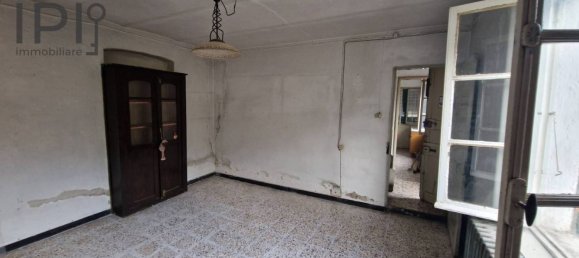 6 chambres Maison à Cairo Montenotte, Italy No. 117254 34