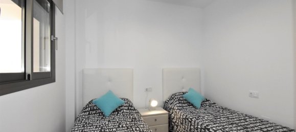 2 bedrooms Apartment in Villamartin, Spain No. 8965 15