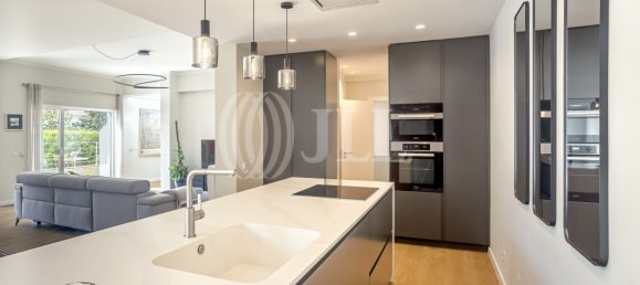 2 Schlafzimmer Doppelhaus in Cascais, Portugal, Nr. 308699 11