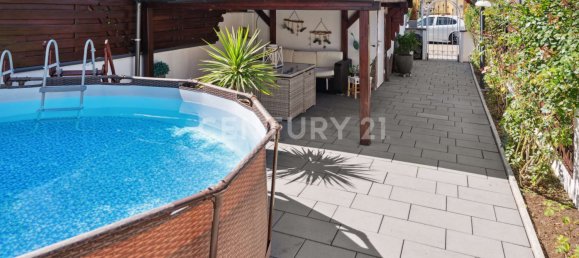 4 rooms Townhouse in Waldshut, Germany No. 116787 3