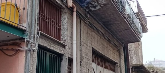 4 Schlafzimmer Wohnung in Bronte, Italy, Nr. 270547 17