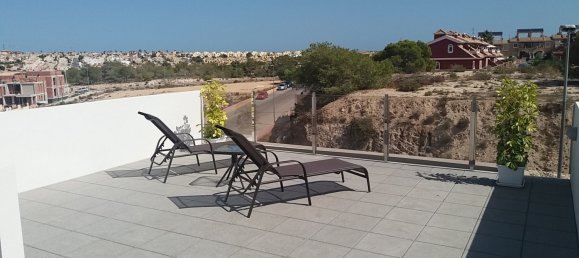 3 bedrooms Villa in San Miguel de Salinas, Spain No. 9107 3