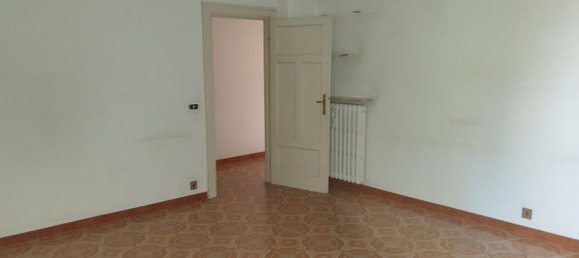 5 bedrooms Apartment in Rome, Italy No. 380343 9