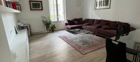 5 rooms Apartment in Palermo, Italy No. 41324 4