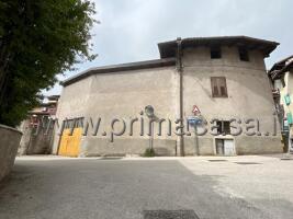 9-salle Maison à Rovereto, Italy No. 152576