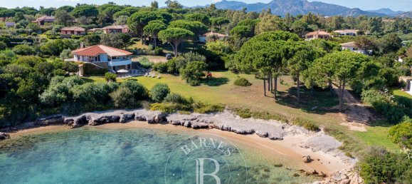 6 bedrooms Villa in San Teodoro, Italy No. 171045 4