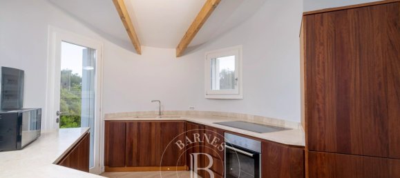 6 bedrooms Villa in San Teodoro, Italy No. 171045 14