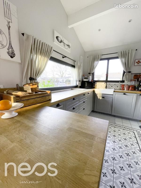 3 bedrooms House in Bouliac, France No. 341230