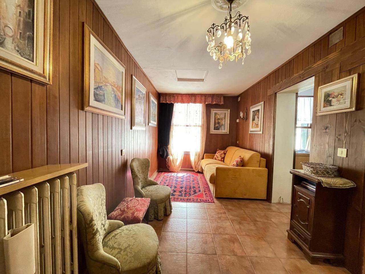 2 rooms Apartment in Venice, Italy No. 33654