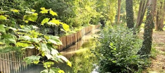 241m² Land in Claye-Souilly, France No. 164742 3