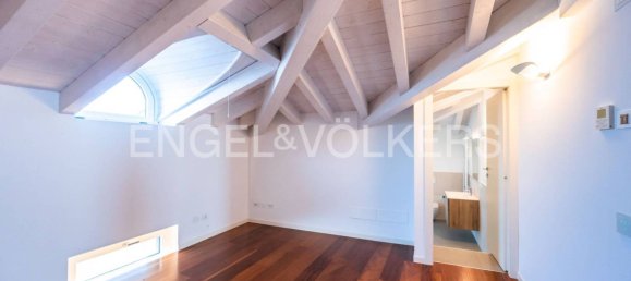 Villa de 4 dormitorios en Bergamo, Italy No. 317753 38