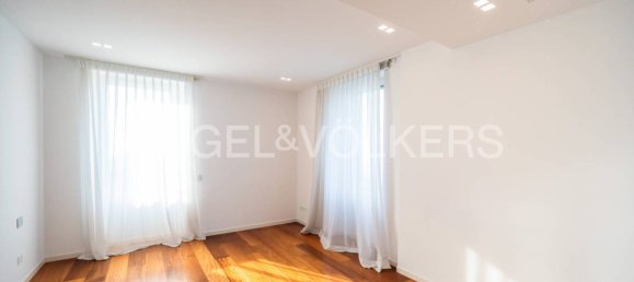 Villa de 4 dormitorios en Bergamo, Italy No. 317753 16