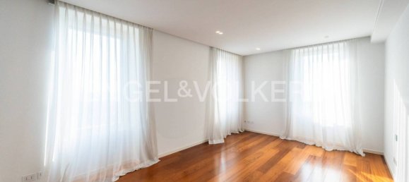 Villa de 4 dormitorios en Bergamo, Italy No. 317753 23