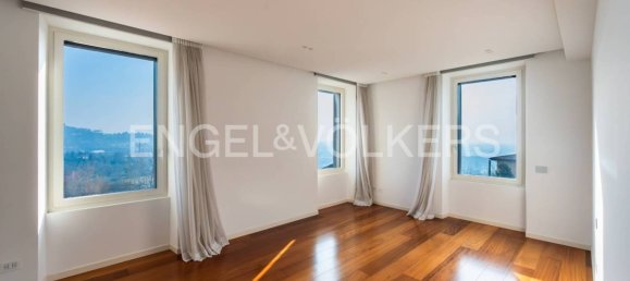 Villa de 4 dormitorios en Bergamo, Italy No. 317753 17