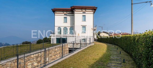 Villa de 4 dormitorios en Bergamo, Italy No. 317753 4
