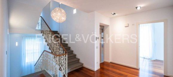 Villa de 4 dormitorios en Bergamo, Italy No. 317753 31