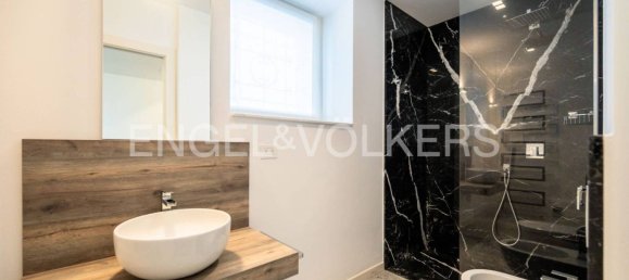 Villa de 4 dormitorios en Bergamo, Italy No. 317753 48