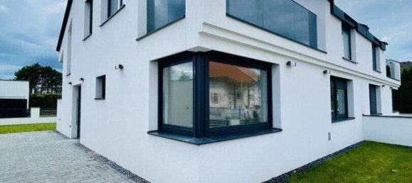 Moradia em banda de 5 divisões em Sollenau, Austria N.º 244321 3