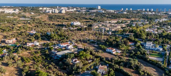 4 Schlafzimmer Villa in Alvor, Portugal, Nr. 136108 34