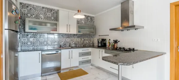 4 Schlafzimmer Villa in Alvor, Portugal, Nr. 136108 24