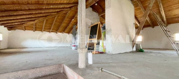 4 غرف نوم فيلا في Pordenone, Italy رقم 166239 28