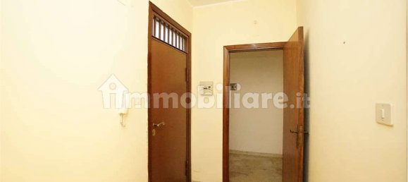 3 bedrooms Apartment in Messina, Italy No. 317687 6