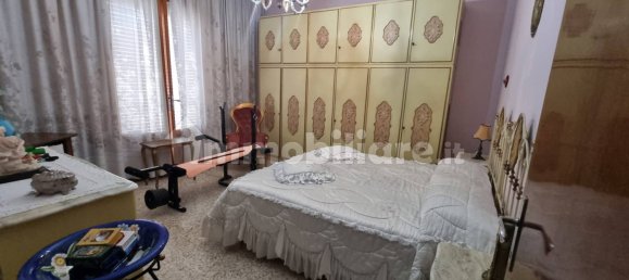 5 Schlafzimmer Haus in Montecatini Terme, Italy, Nr. 352868 15