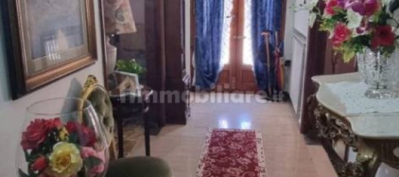 5 Schlafzimmer Haus in Montecatini Terme, Italy, Nr. 352868 10