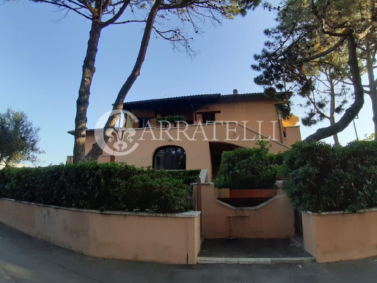 3 Schlafzimmer Wohnung in Castiglione della Pescaia, Italy, Nr. 112351