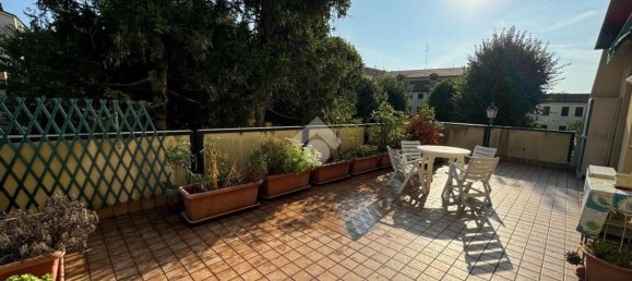 3غرفة شقة في Mirano, Italy رقم 218343 17