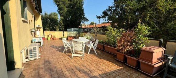 3غرفة شقة في Mirano, Italy رقم 218343 16