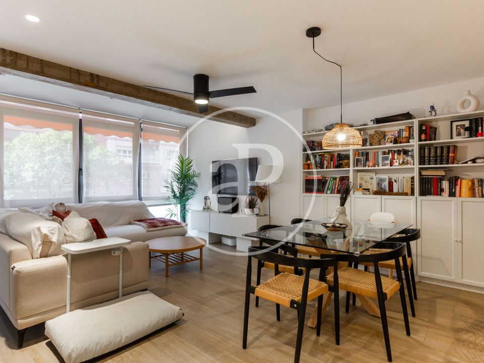 3 bedrooms Apartment in Valencia, Spain No. 246620