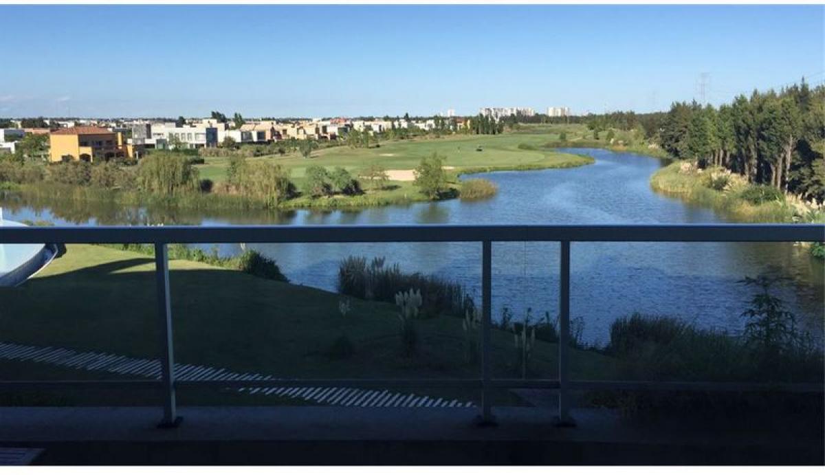 3 bedrooms Apartment in Tigre, Argentina No. 52786