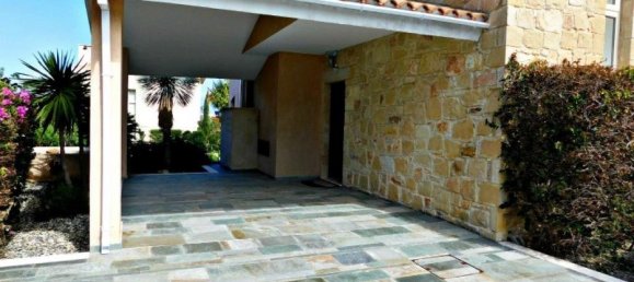3 bedrooms Villa in Paphos, Cyprus No. 21738 7