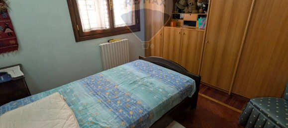 3 Schlafzimmer Villa in Ravarino, Italy, Nr. 380047 48