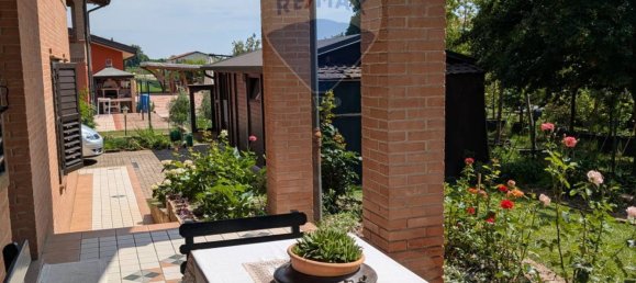 3 Schlafzimmer Villa in Ravarino, Italy, Nr. 380047 15