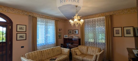 3 Schlafzimmer Villa in Ravarino, Italy, Nr. 380047 38