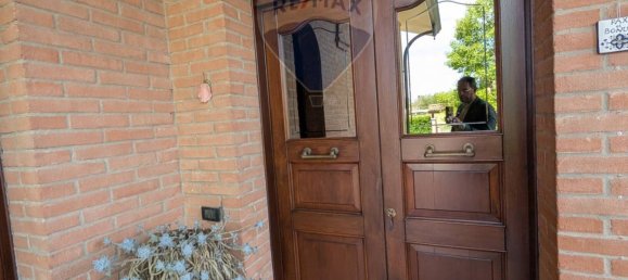 3 Schlafzimmer Villa in Ravarino, Italy, Nr. 380047 20
