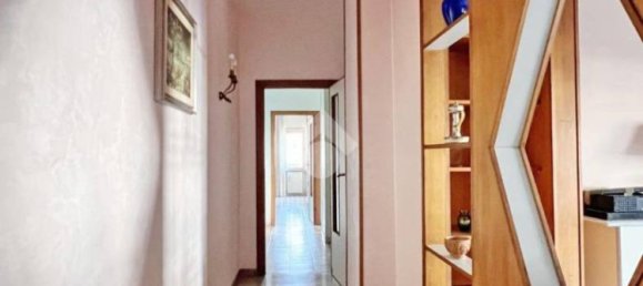 4 bedrooms Apartment in Foggia, Italy No. 31772 13