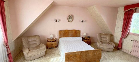 5 bedrooms House in Chaumont-en-Vexin, France No. 66770 8