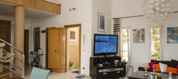 6 bedrooms Villa in Cadiz, Spain No. 29257 17