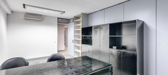 253m² Office in Sant Andreu, Spain No. 161936 8