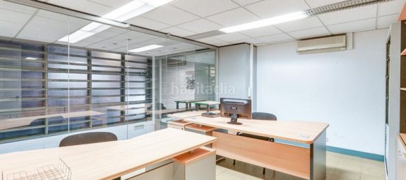 253m² Office in Sant Andreu, Spain No. 161936 23