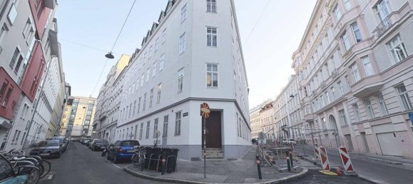 2 rooms Apartment in Josefstadt, Austria No. 237663 2