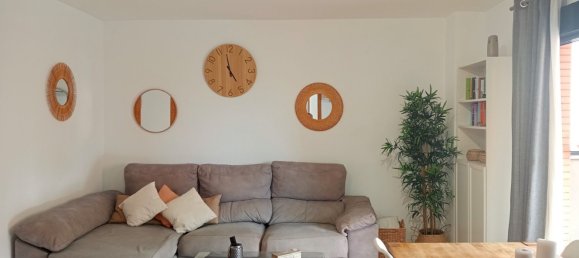 Apartamento de 3 dormitorios en Alicante, Spain No. 182825 2