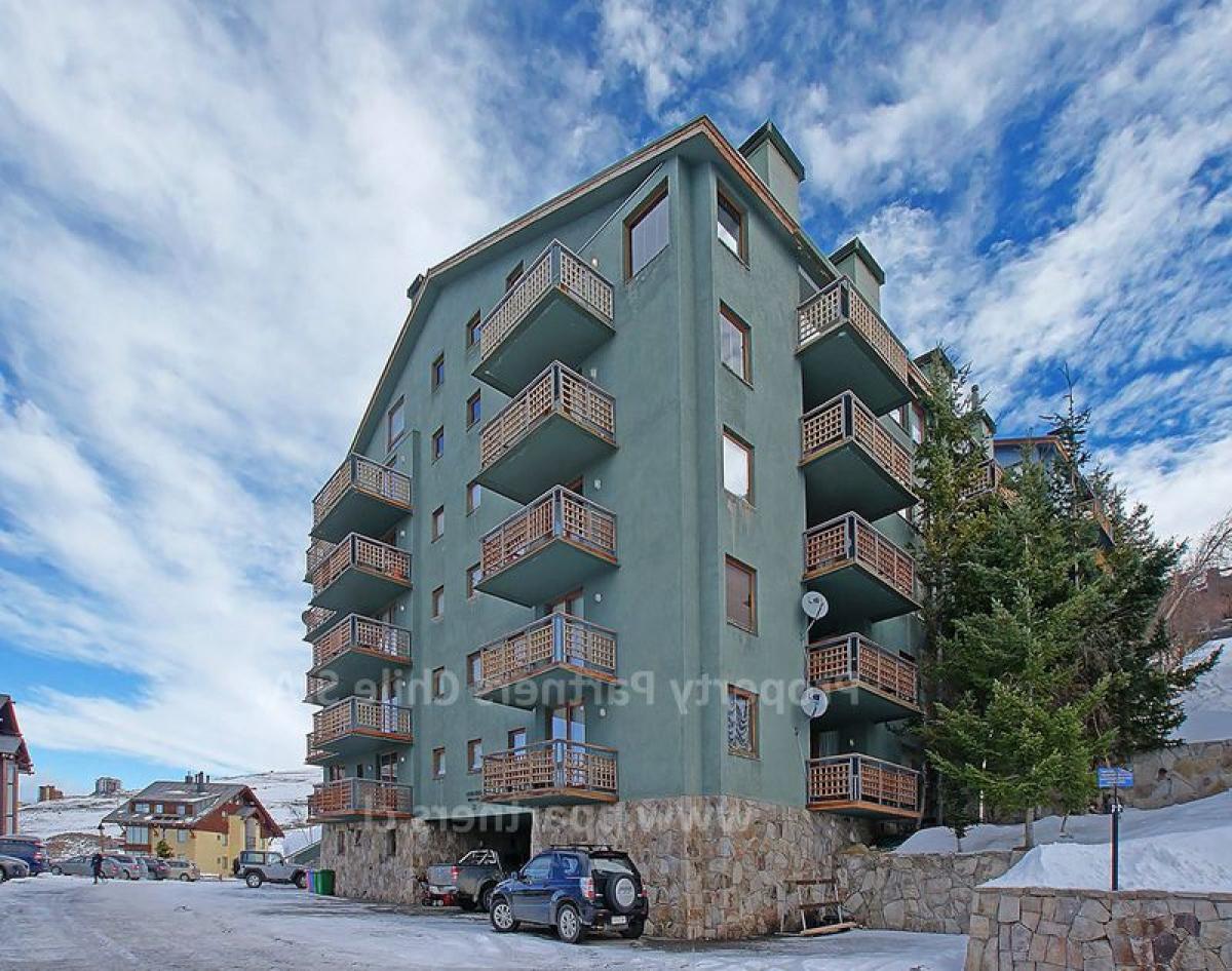 5 bedrooms Apartment in Santiago, Chile No. 1662