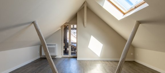 3 bedrooms House in Neuille, France No. 98383 7