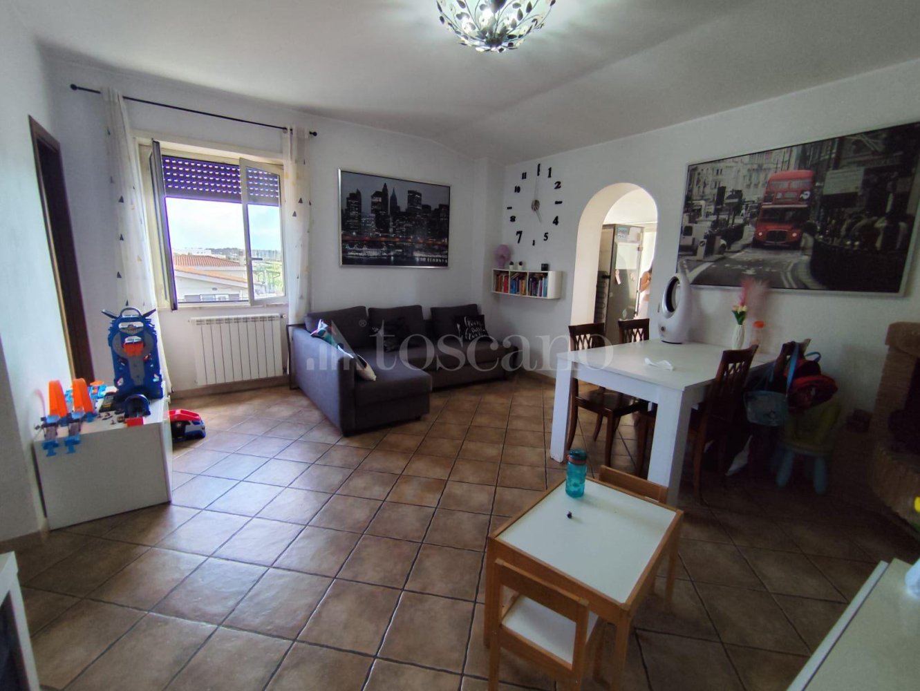 Apartamento de 3 habitaciónes en Fiumicino, Italy No. 324988